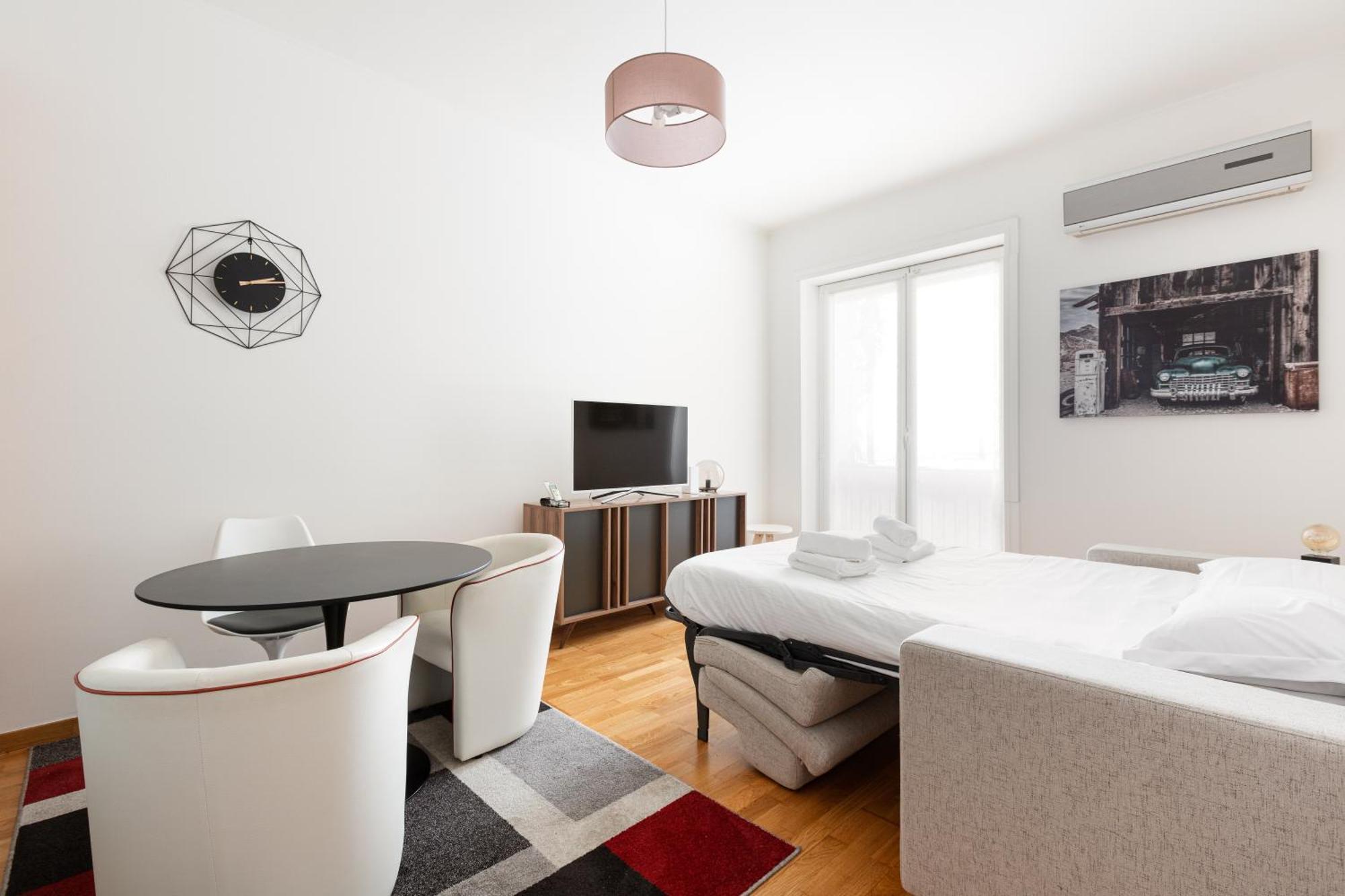 Modern 650m From Domodossola M5! Apartment Mailand