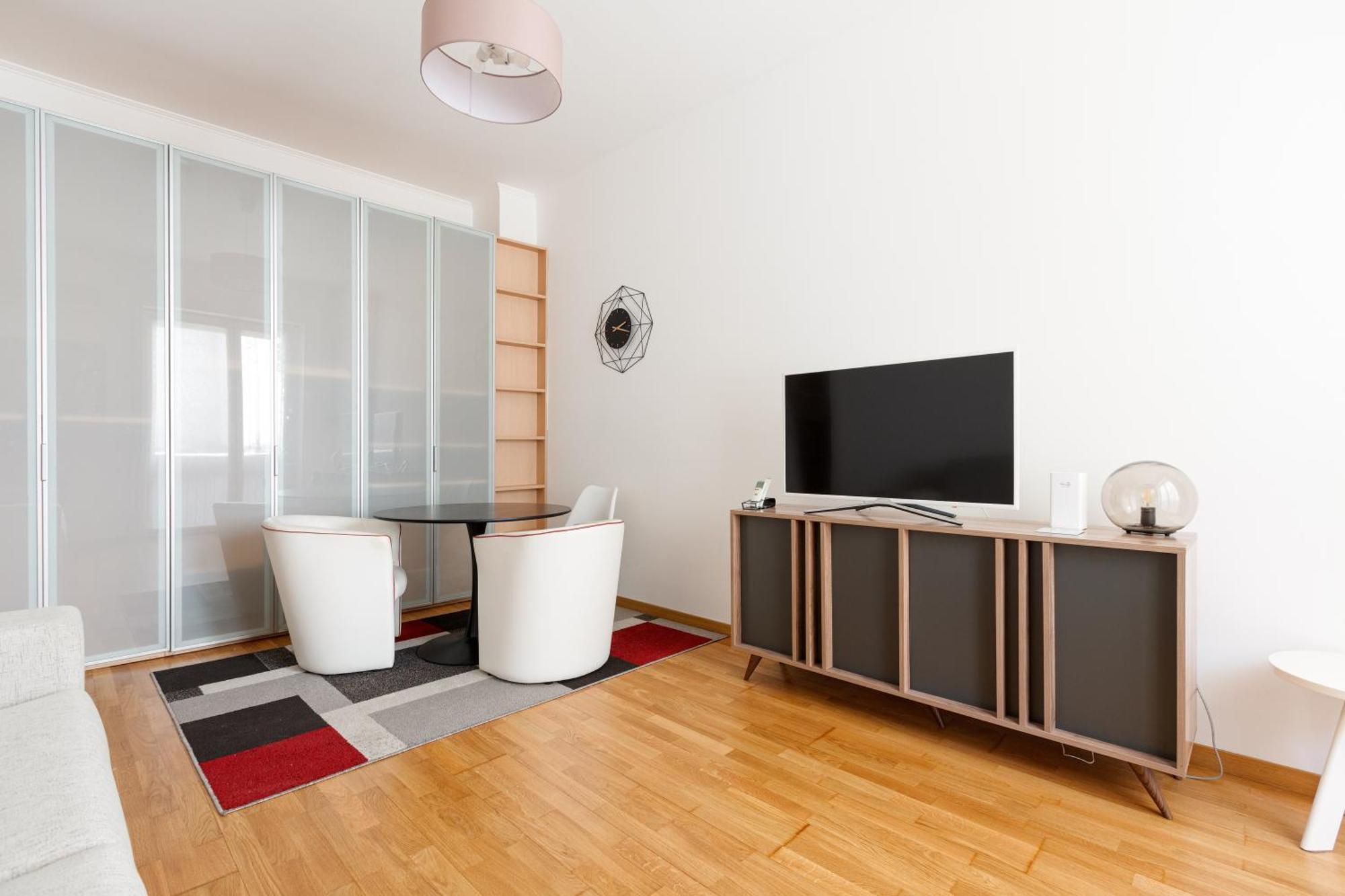 Apartment Modern 650m From Domodossola M5! Mailand